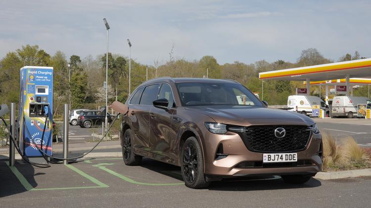 MAZDA CX-80 ESTATE 2.5 PHEV Takumi Plus 5dr Auto AWD [Conv/DAP/Pan]